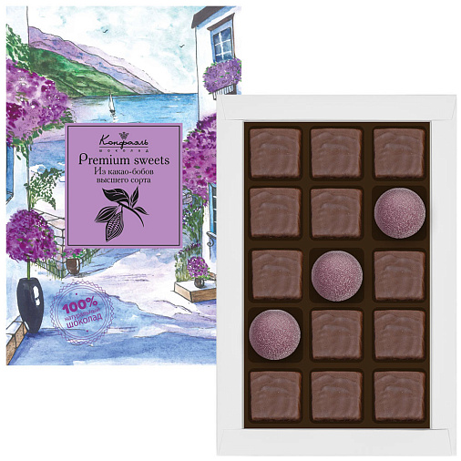 Набор шоколадных конфет и мармелада