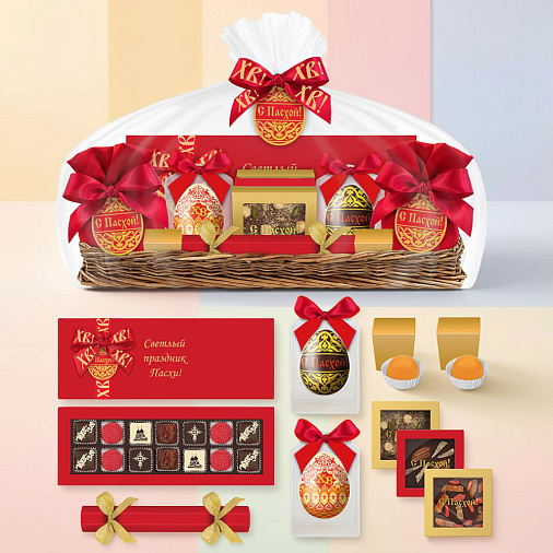 Пасхальная корзина с шоколадом и конфетами ручной работы