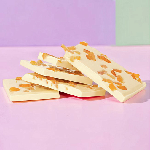 Белый шоколад с цукатами апельсиновых корочек (ломаный)