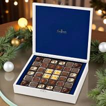 "Новогодняя шкатулка" с конфетами ручной работы 345г