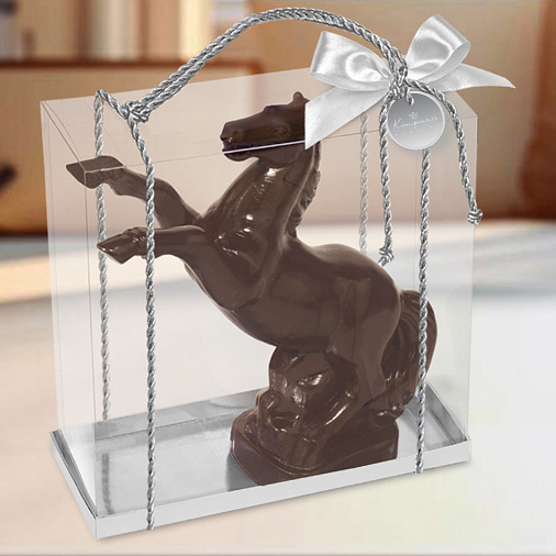 "Конь на дыбах" скульптура шоколад молочный 750г