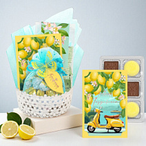 Подарочная корзина: мармелад, конфеты глазированные, конфеты "Ассорти" из коллекции Лимонная