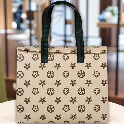 Термопакет бежевый с рисунком 32*27*15 (застежка-липучка многоразовая)