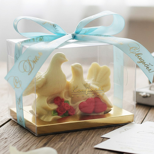 "Голуби" скульптура белый шоколад