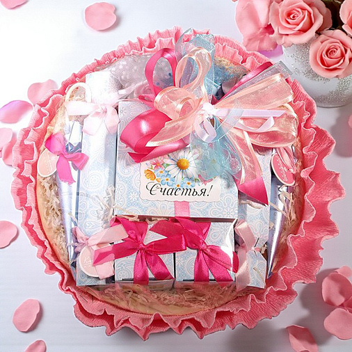 "Счастья" букет с шоколадом и конфетами 335г