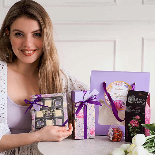 Набор конфет: чай, сухофрукты, драже 450г